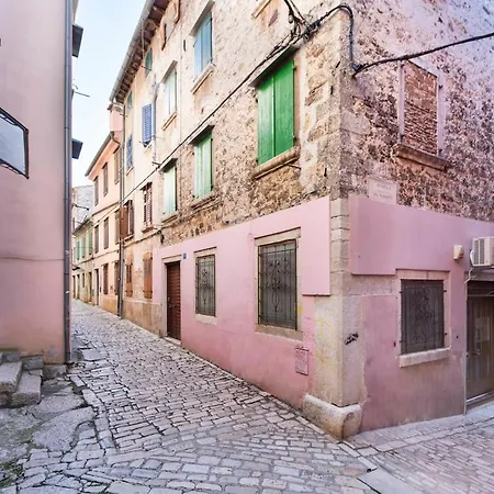 Lägenhet Old Vibe Rovinj